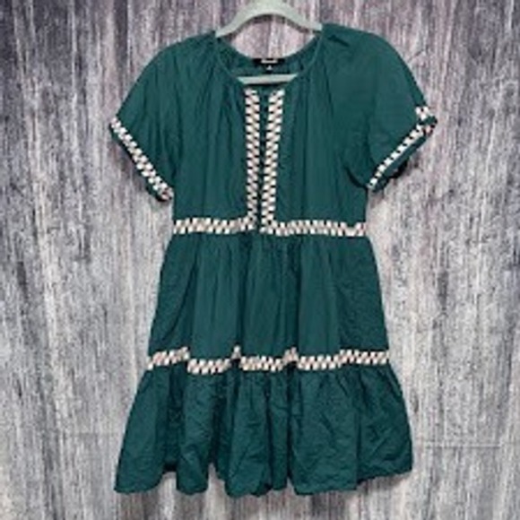 Madewell Dresses & Skirts - Madewell Dress Green Linen‎ Embroidered Tiered Babydoll Boho Pockets Womens XS